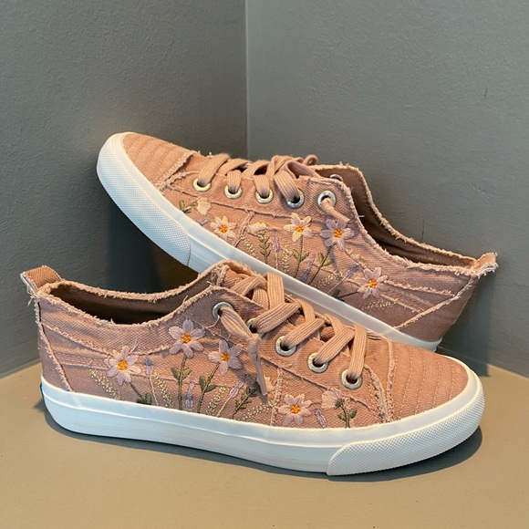 Blowfish Malibu Shoes - Blowfish Malibu floral Canvas Sneakers